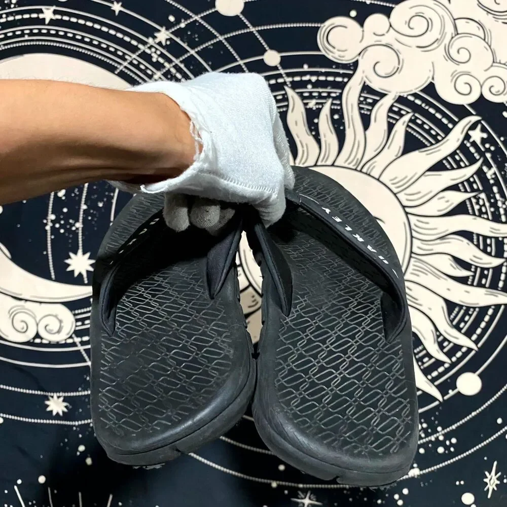 Oakley Operative 2.0 Flip-Flop Thong Sandal Men's 7.5 Black Comfort Slip-On